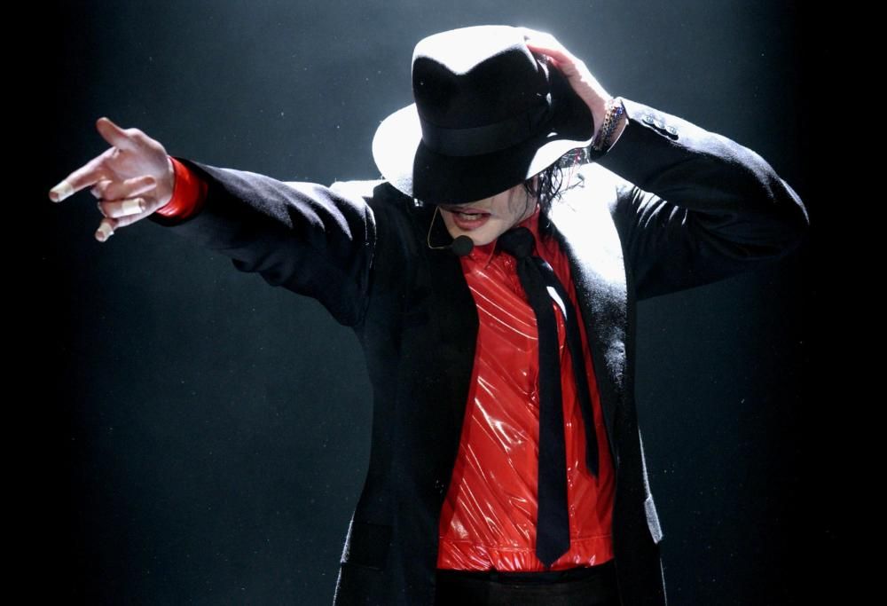 Michael Jackson: pubblicato un  rapporto della polizia del 2003