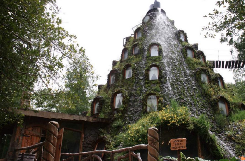 1469022255416png--magic_mountain_hotel__cile