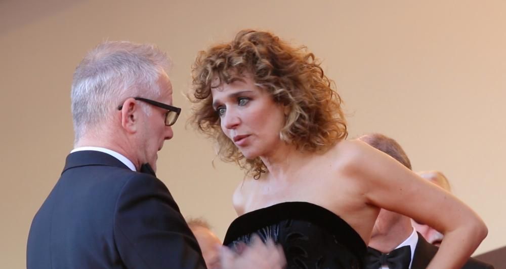 1463770814482jpg--valeria_golino_con_il_delegato_generale_del_festival___thierry_fremaux