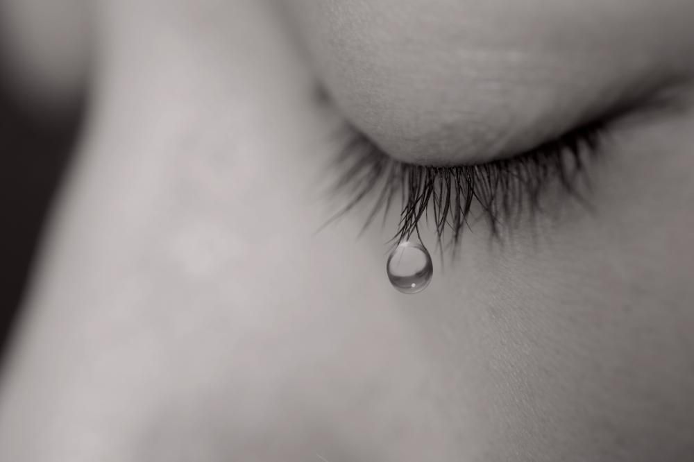 1479896887367jpg--lacrime