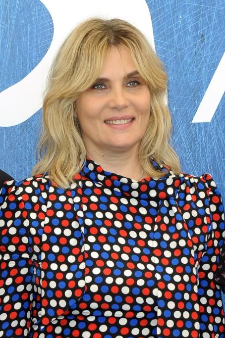1473013932590JPG--emmanuelle_seigner