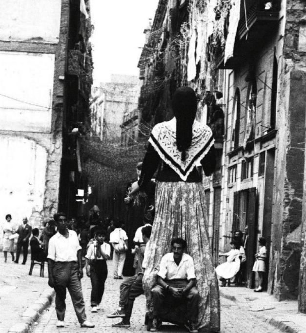 1485507626096jpg--anche_qui_probabilmente_una_manifestazione__molti_utenti_suggeriscono_si_tratti_della_via_san_paolo
