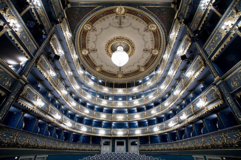 1486032062669jpg--7__estates_theatre_di_praga__repubblica_ceca
