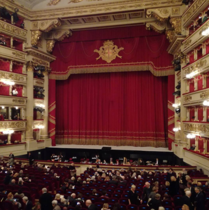 1486727801400png--4__notte_in_teatro