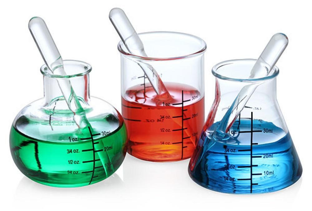 1481106749877jpg--bicchierini_come_ampolle_scientifiche__per_l_amico_secchione_e_amante_della_scienza_