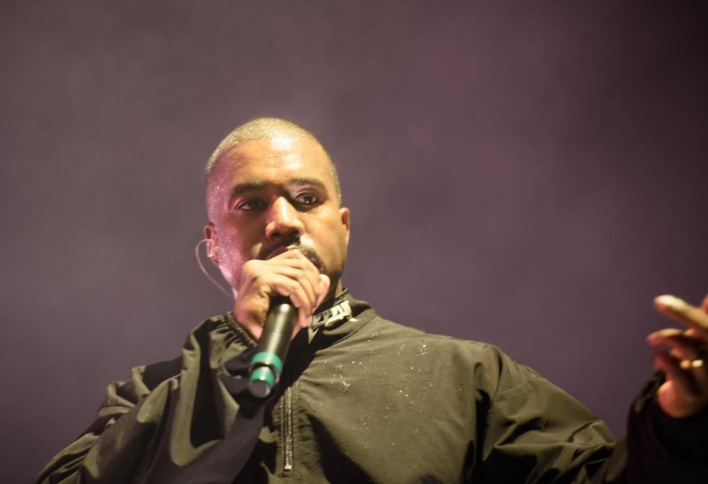 Kanye West incontra Donald Trump e ritarda la propria candidatura alla Casa Bianca