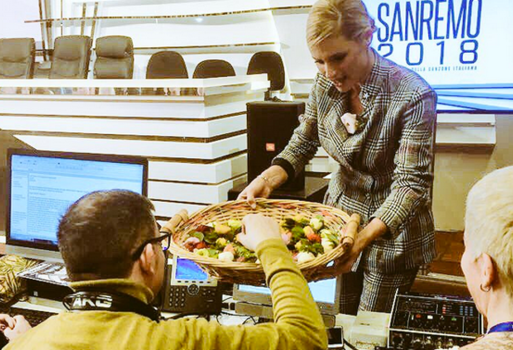 Sanremo 2018: un fiore simbolo contro la violenza sulle donne