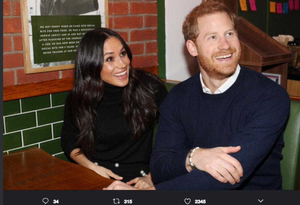 Hamburger, torta alle banane e… una tiara! Ecco cosa ci sorprenderà alle nozze del principe Harry e di Meghan!