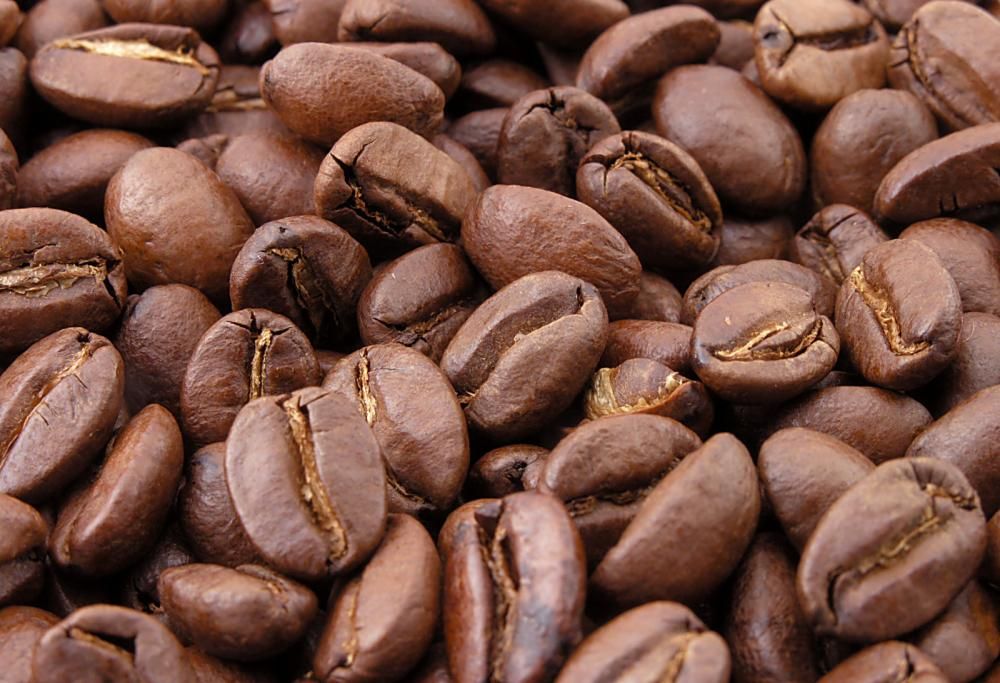 Caffè: quanto spendiamo ogni anno alle macchinette? 