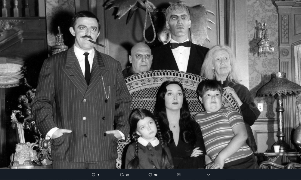 1526373789003png--la_famiglia_addams