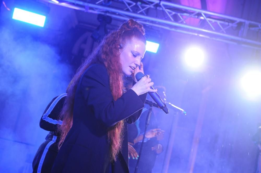 1537174387051JPG--