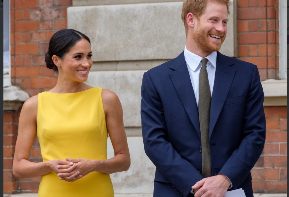 Meghan Markle radiosa in giallo