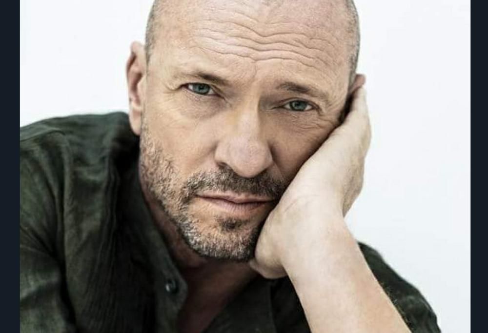 I tuoi pezzi fanno schifo: così è iniziata la carriera di Biagio Antonacci