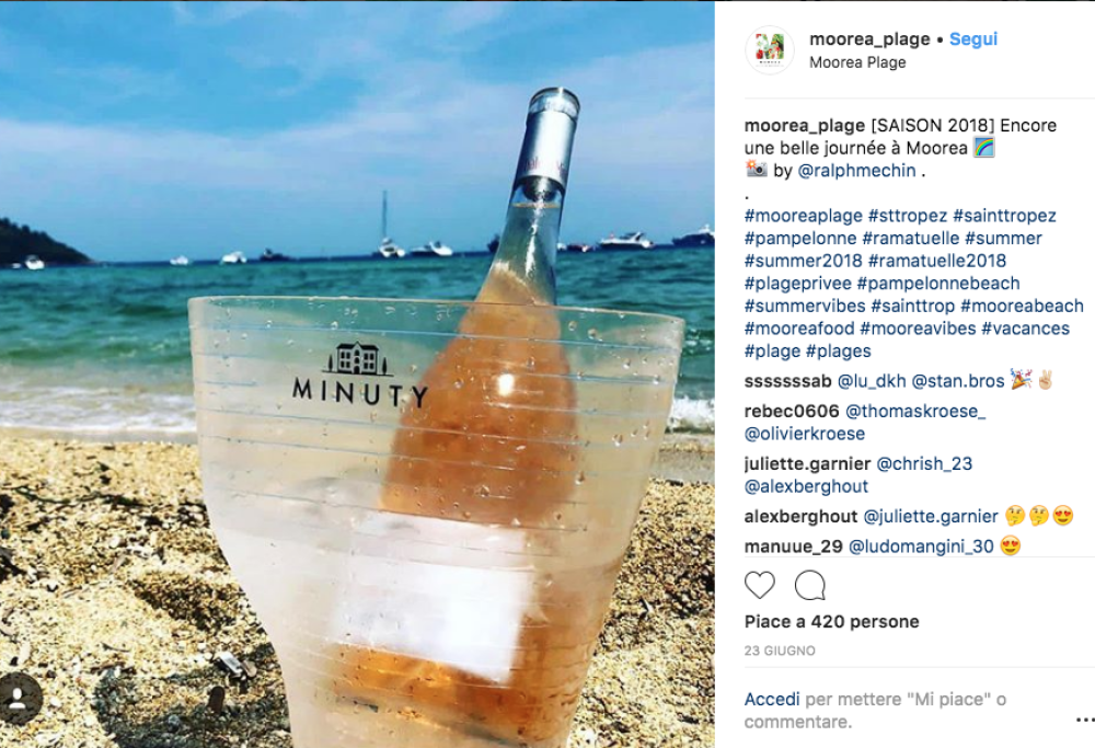 Un ‘Drone-cameriere’ in spiaggia a St. Tropez