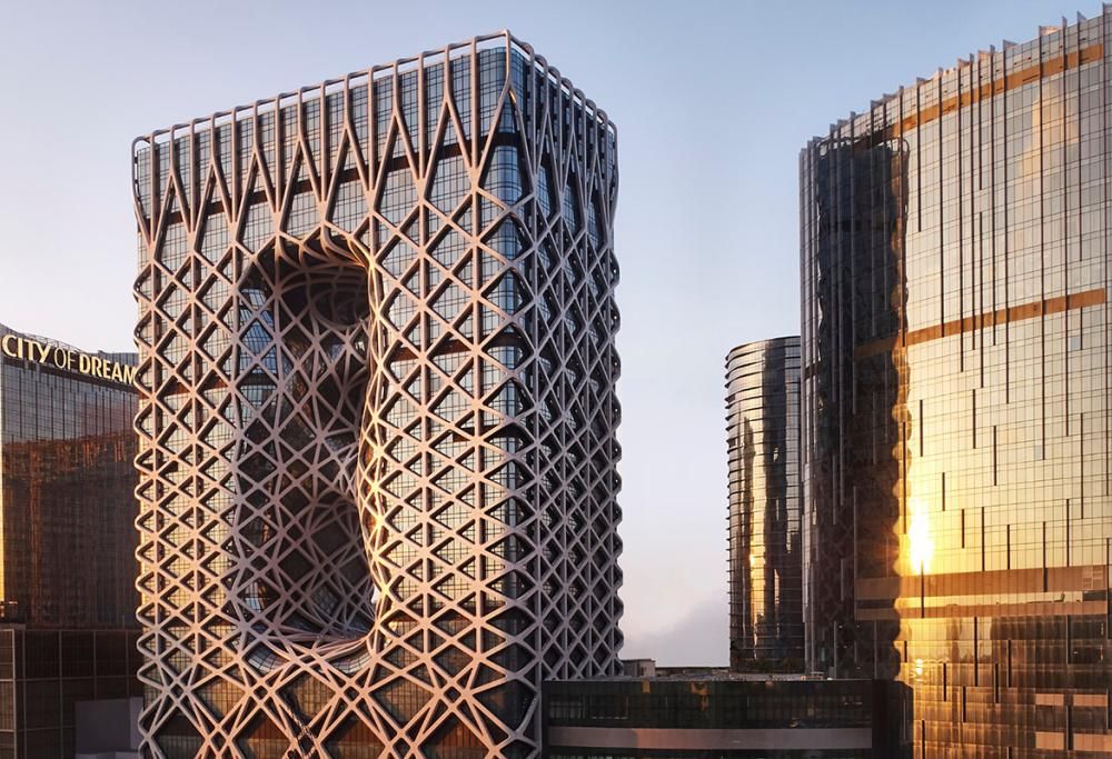 Avveniristico e affascinante: guarda l’incredibile hotel Morpheus, in Cina