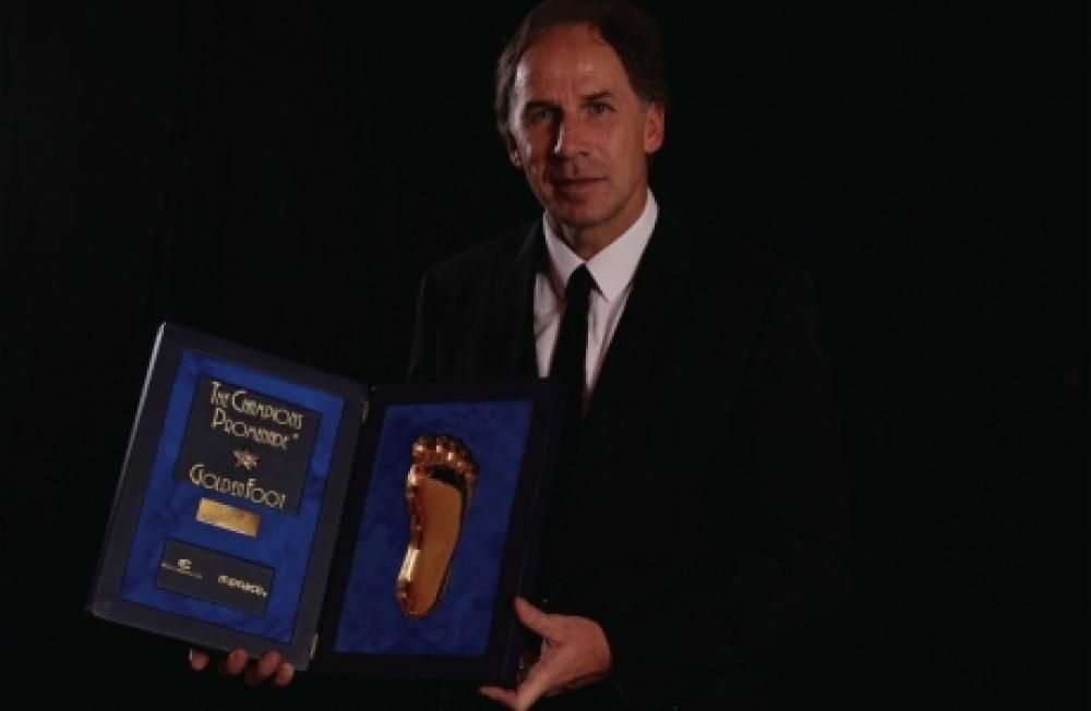 153320687PR00006_Golden_FooJPG_cmykjpg--golden_foot_2012