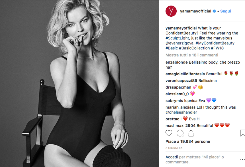 Eva Herzigova  in lingerie a 45 anni conquista il web