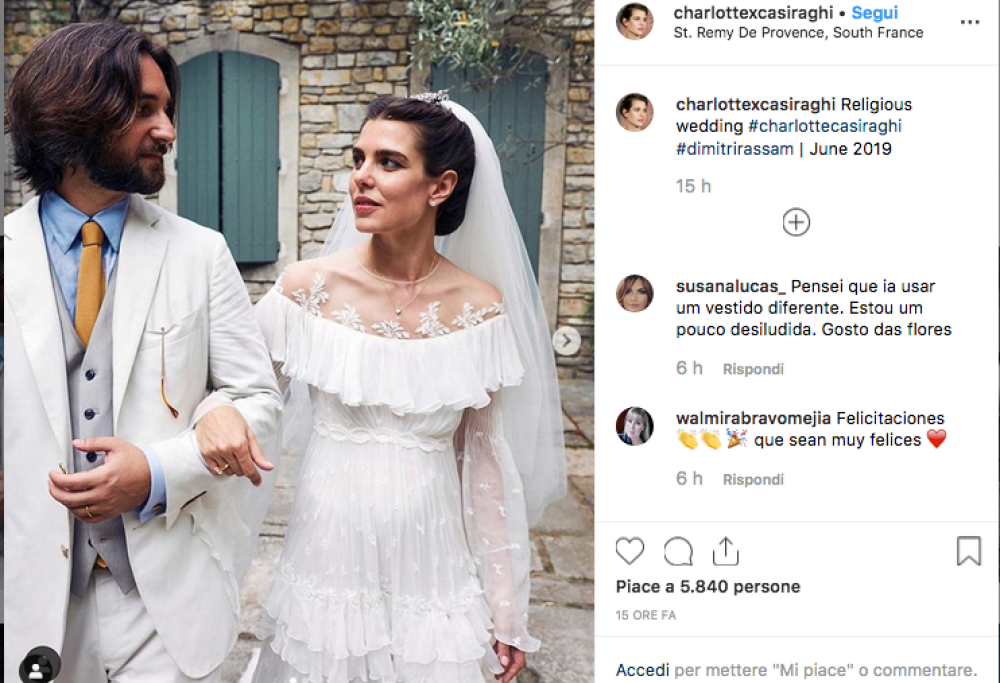 Charlotte Casiraghi sposa romantica