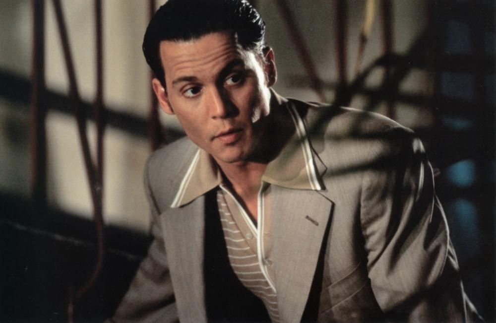 1997-Donnie-Brasco-02-00075688hjpg--_