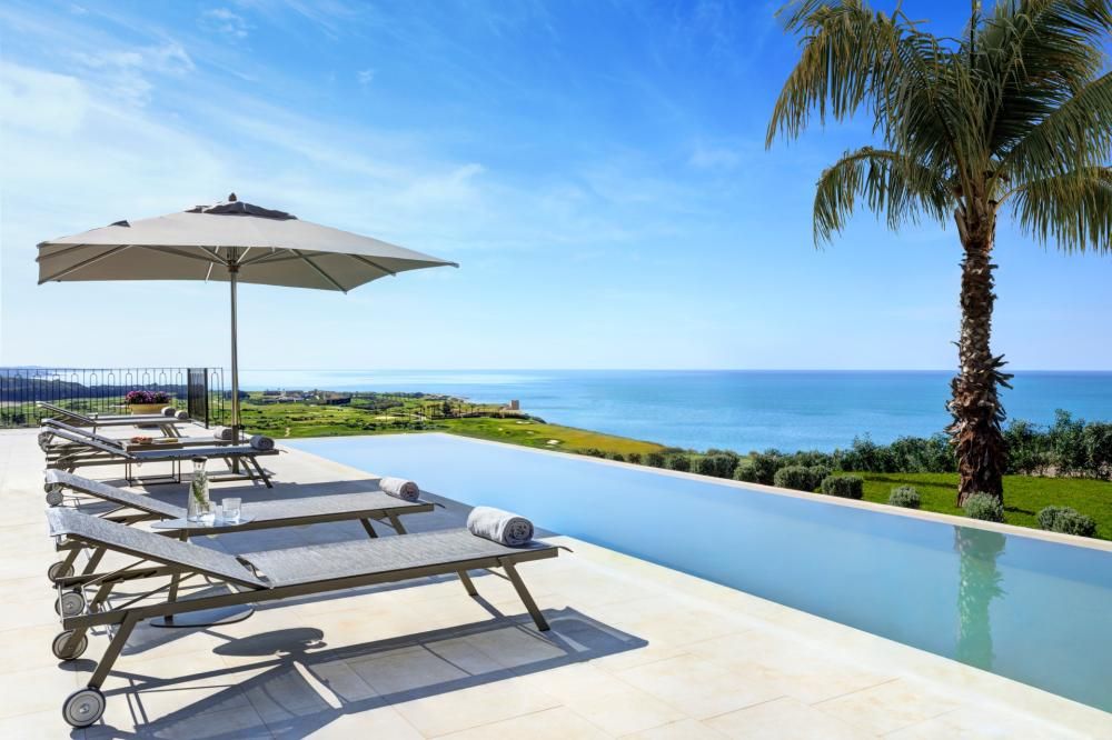 1_Rocco_Forte_Private_Villas__Verdura_Resort_-_Villa_Smeraldo_21__A2__2648_B_JG_May_21__7_-1656949016924jpg--