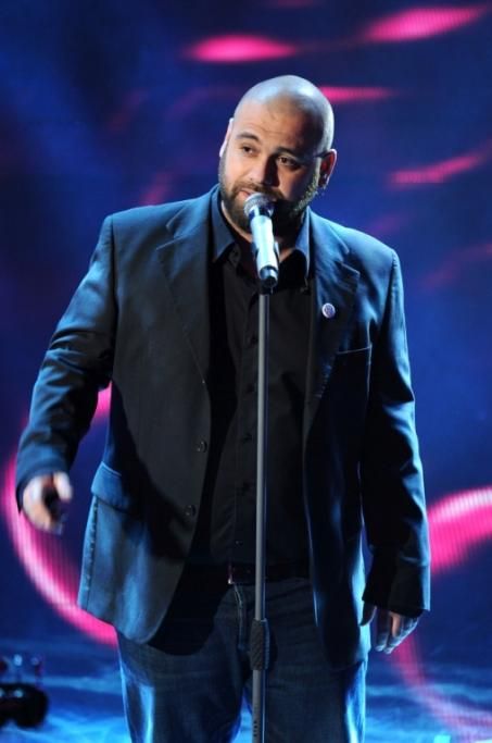 2-Zibba-vince-il-premio-della-Sala-stampa-Tv-intitolato-a-Lucio-Dalla-1jpg--festival_di_sanremo