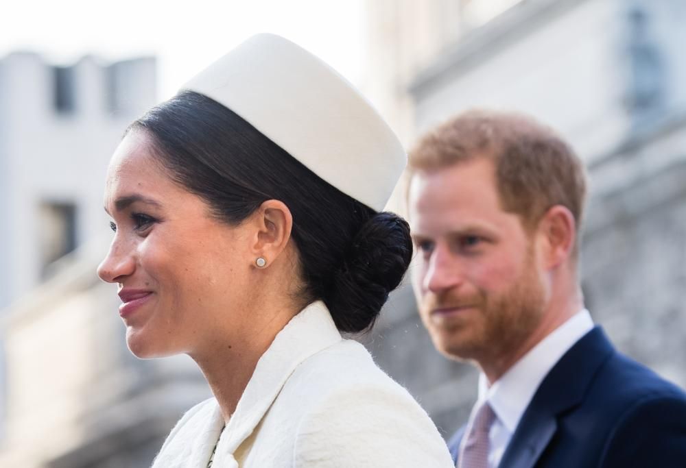 Il Principe Harry difende Meghan: Vittima di bullismo mediatico come Diana