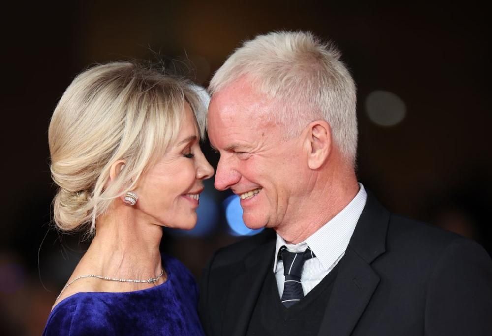 Da Sting a Michael Douglas e Jennifer Lopez, le più belle dediche di San Valentino