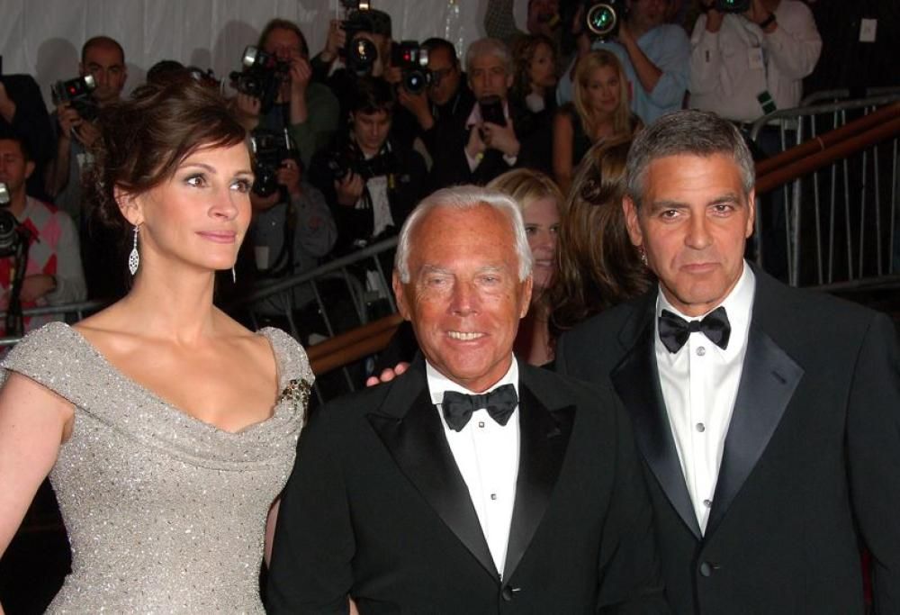 Giorgio Armani: il saluto delle celebrità, da Julia Roberts e Richard Gere a Naomi Campbell e Russel Crowe