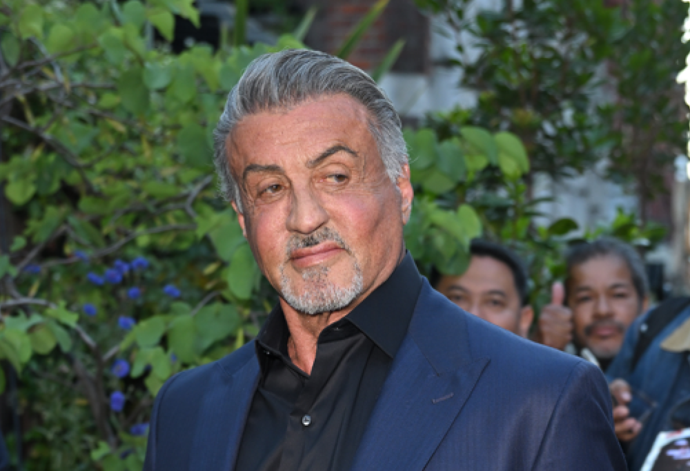 Sylvester Stallone: l'attore che lo interpreta nel film su Rocky è di una somiglianza impressionante