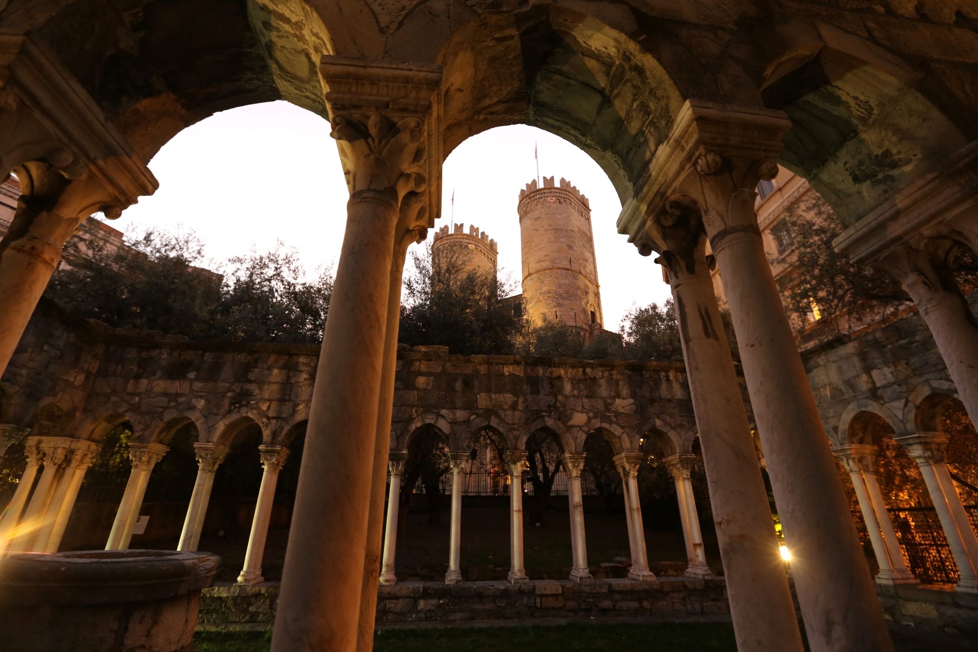 IANUA: Genova nel Medioevo