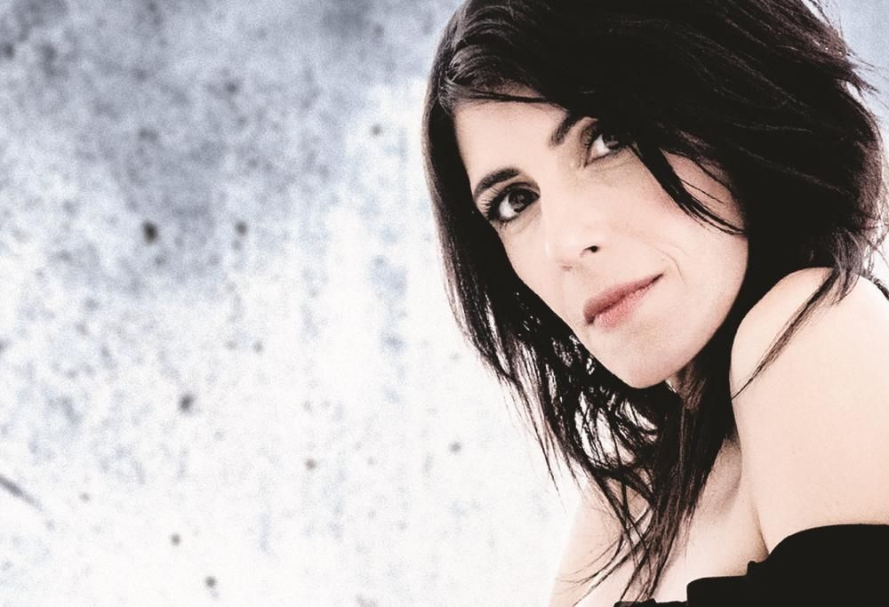 Giorgia dà l’ultimo addio alla mamma di Alex Baroni