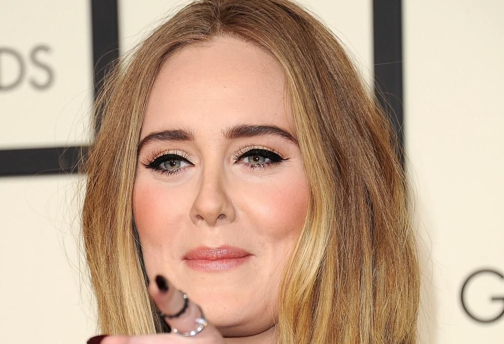 Adele orgogliosa del suo peso