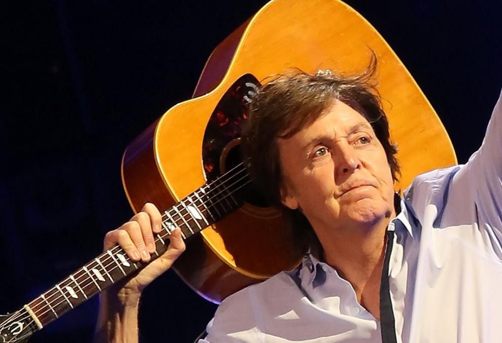 3 novembre 1984: Paul McCartney al primo posto in classifica