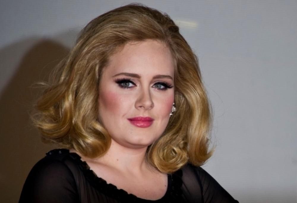 22 gennaio 2012: Adele batte ogni record!
