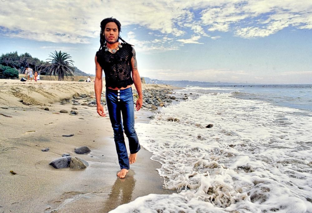 Lenny Kravitz  e quel suo irresistibile invito all’amore