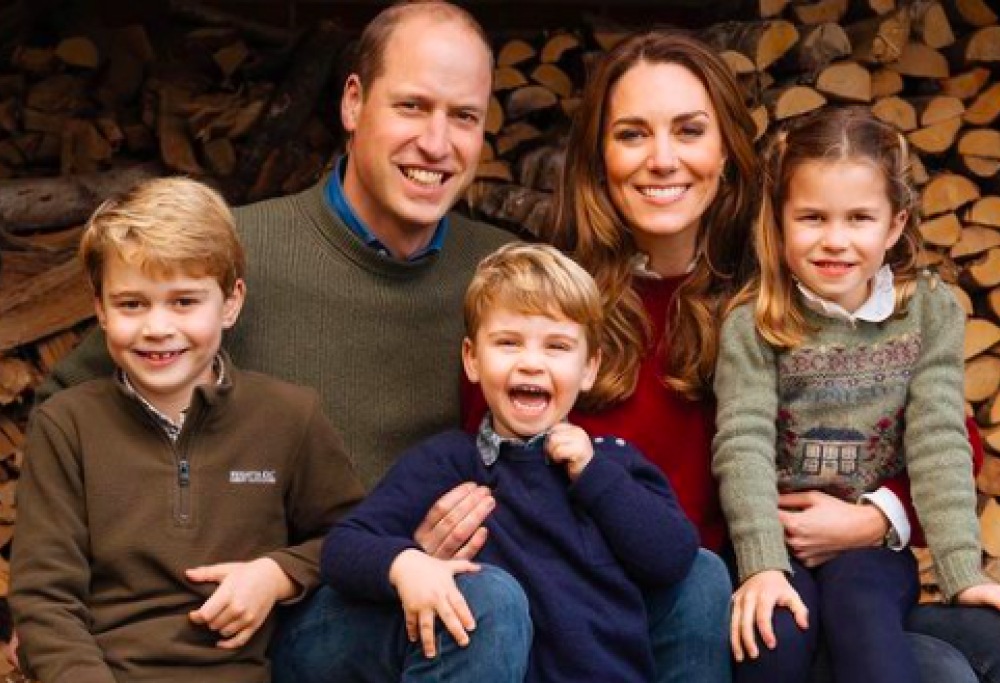 Com’è cresciuto Baby George! Ecco la foto per il suo compleanno