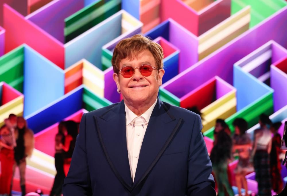 Elton John lanciò arance contro Bob Dylan: incredibile, ma vero!