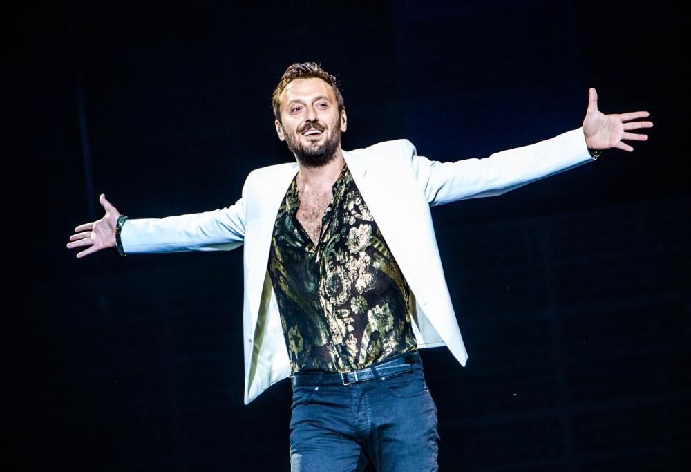 3 dicembre 2017:  Cesare Cremonini primo in classifica