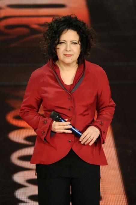 26-Antonella-Ruggiero-e-il-Digi-Ensemble-Berlin-interpretano-i-New-Trolls-in-uninedita-versione-per-voce-e-tablet-1jpg--festival_di_sanremo