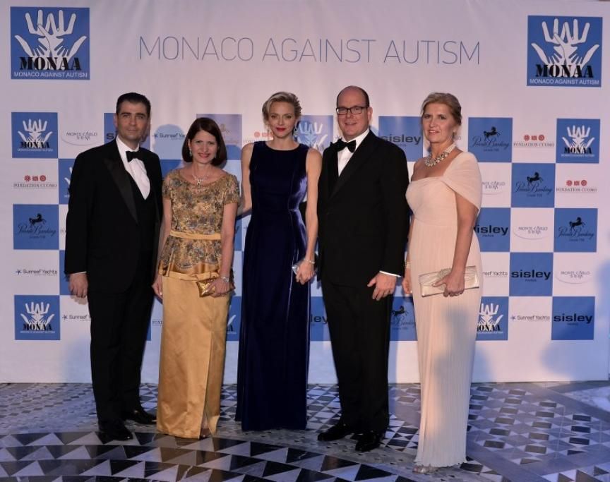 2735jpg--il_gala_dell_associazione_monaco_against_autism
