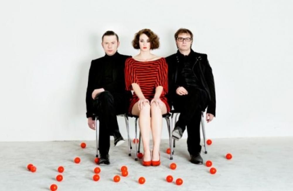 28_2jpg--hooverphonic
