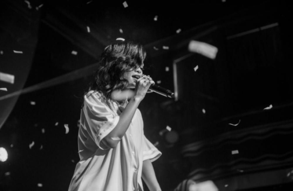383jpe--rihanna