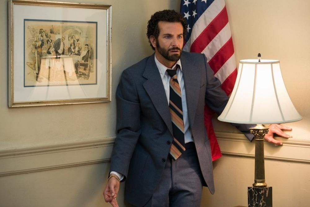 38_20131122541659512jpg--american_hustle