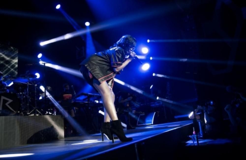 39jpg--rihanna_777_tour