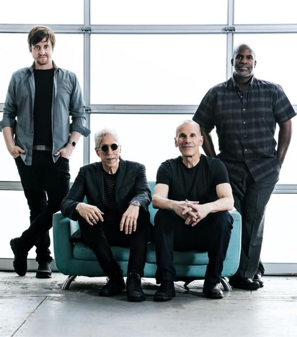 the_yellowjackets-1572443843200jpg--
