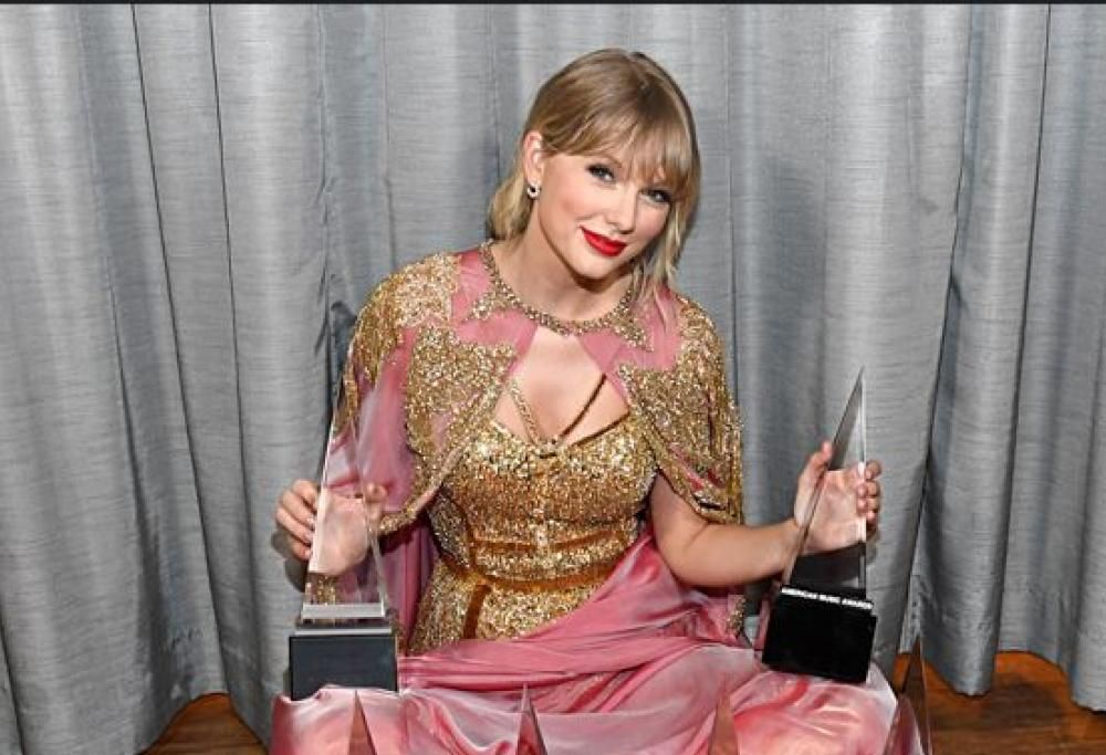 Taylor Swift è entrata entrata nel club dei miliardari