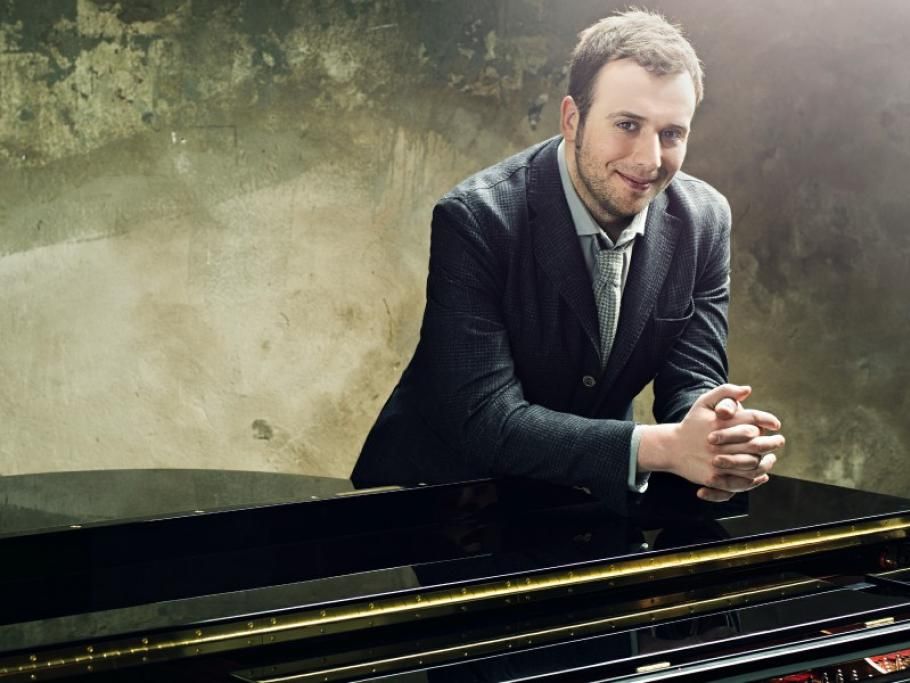 web_raphael_gualazzi_flavioefrank_02jpg--raphael_gualazzi