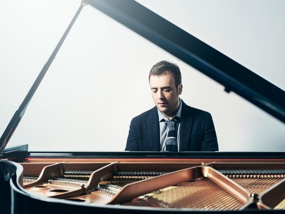 web_raphael_gualazzi_flavioefrank_04jpg--raphael_gualazzi