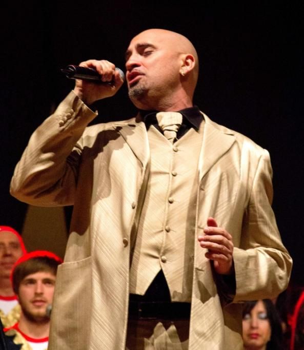 Alessandro-Pozzetto-Direttore-Italian-Gospel-Choirjpg--_