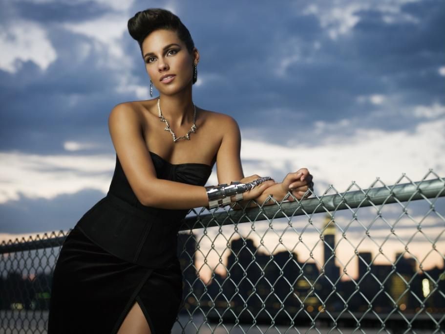 Alicia-Keys-ph-Nino-Mu_oz_1picolajpg--_